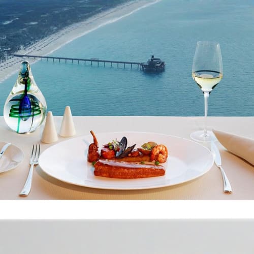 https://d1i3enf1i5tb1f.cloudfront.net/Tour-Images/Final/Al-Muntaha-At-Burj-Al-Arab-509792/1761648132772_S.jpg