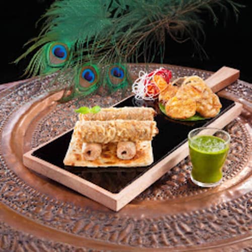 https://d1i3enf1i5tb1f.cloudfront.net/Tour-Images/Final/Ashas-Kitchen-at-Wafi--Mall-509767/1761656952659_S.jpg