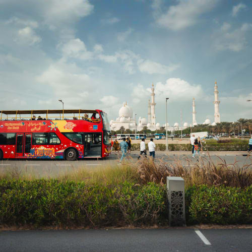 https://d1i3enf1i5tb1f.cloudfront.net/Tour-Images/Final/City-Sightseeing-Tour-Abu-Dhabi-510067/1769089908212_S.jpg