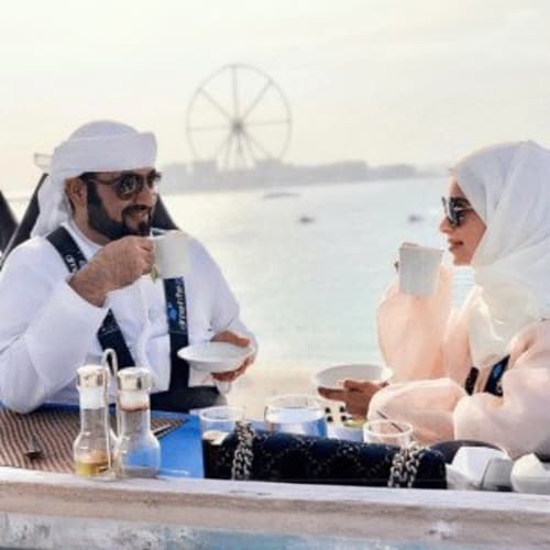 tea-break-in-the-sky-dubai