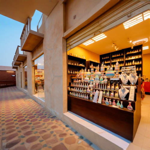https://d1i3enf1i5tb1f.cloudfront.net/Tour-Images/Final/Dubai-Desert-Safari-509316/1759844141048_S.jpg