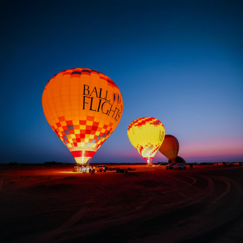 https://d1i3enf1i5tb1f.cloudfront.net/Tour-Images/Final/Hot-Air-Balloon-Dubai-19390/1769612483066_S.jpg