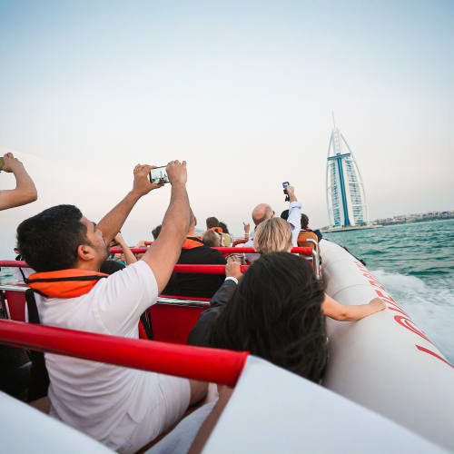 uae_dubai_love_boat