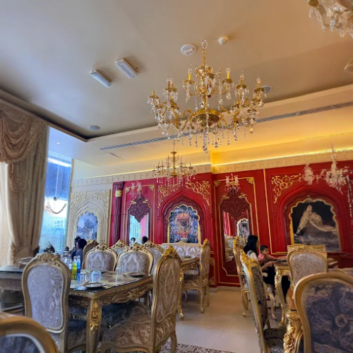 https://d1i3enf1i5tb1f.cloudfront.net/Tour-Images/Final/Mysore-Palace-Dubai-509888/1763461854483_S.jpg