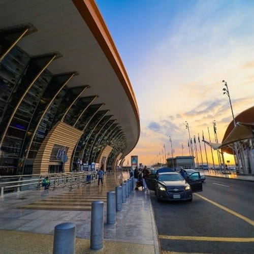 https://d1i3enf1i5tb1f.cloudfront.net/Tour-Images/Final/Ramadan-Transfers-Jeddah-Hotel_Airport-To-Madina-Hotel_Airport-510237/1771672671665_S.jpg