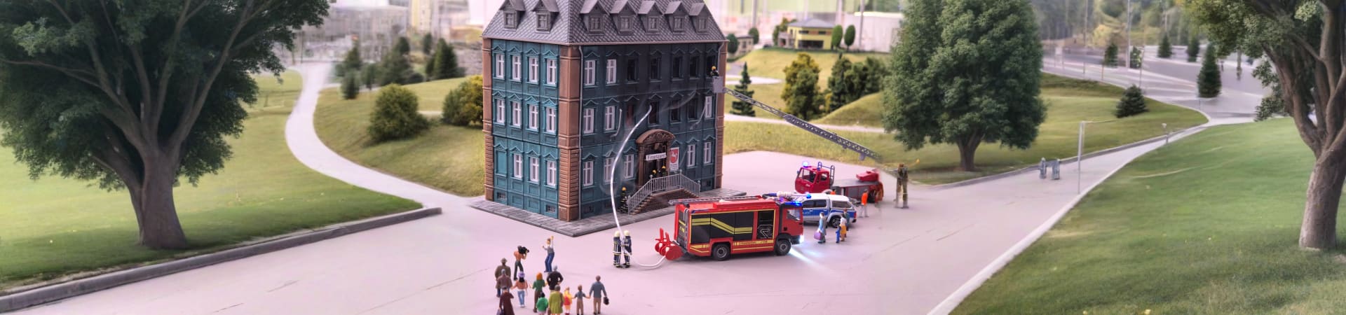 small_world_building_dubai