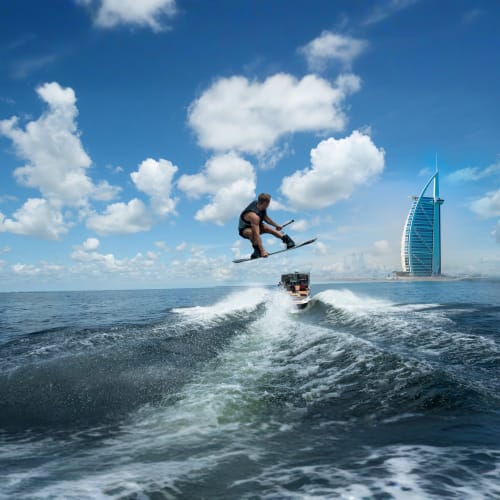 https://d1i3enf1i5tb1f.cloudfront.net/Tour-Images/Final/Wake-Boarding-Dubai-15min-510230/1771845657074_S.jpg