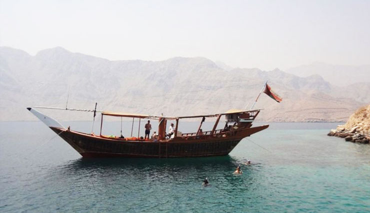 https://d1i3enf1i5tb1f.cloudfront.net/Tour-Images/false-507977/full-day-dhow-excursion-front.jpg