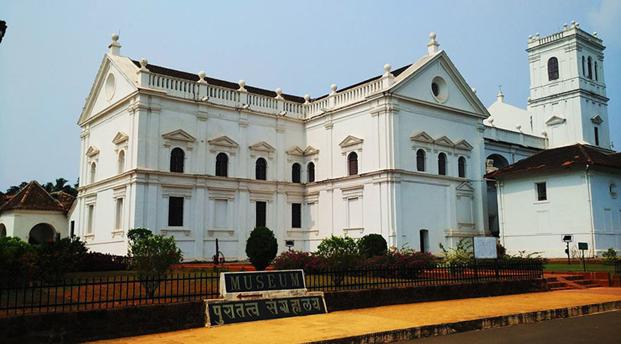 https://d1i3enf1i5tb1f.cloudfront.net/Tour-Images/false-508080/South-goa-tour.JPG