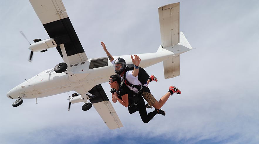 Skydive Abu Dhabi - Tandem Skydive Abu Dhabi Without Transfers