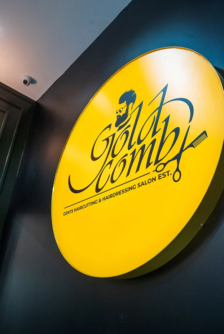 Men's Hair Salon Men's Grooming Barber Shop Dubai Gold Comb Salon